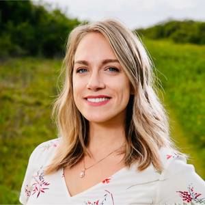 Meet your Posher, Alison